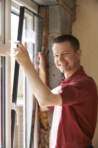 Lecserélné régi, elhasználódott nyílászáróit? Tegye meg még a tél beállta előtt!